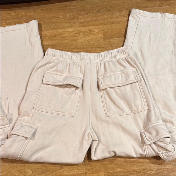 Garage Cream Cargo Sweatpants - Picture 3 of 3